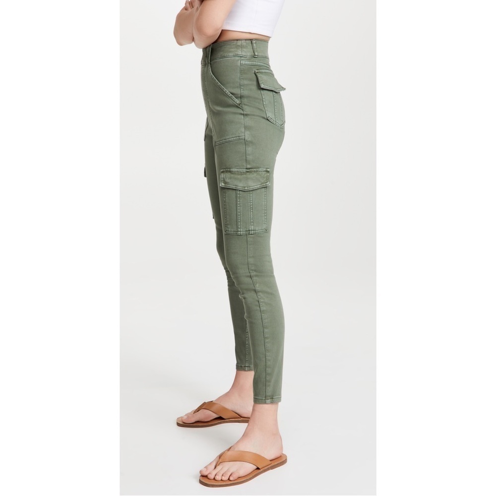 Spanx Stretch Twill Ankle Cargo Pants in Soft Sage Small